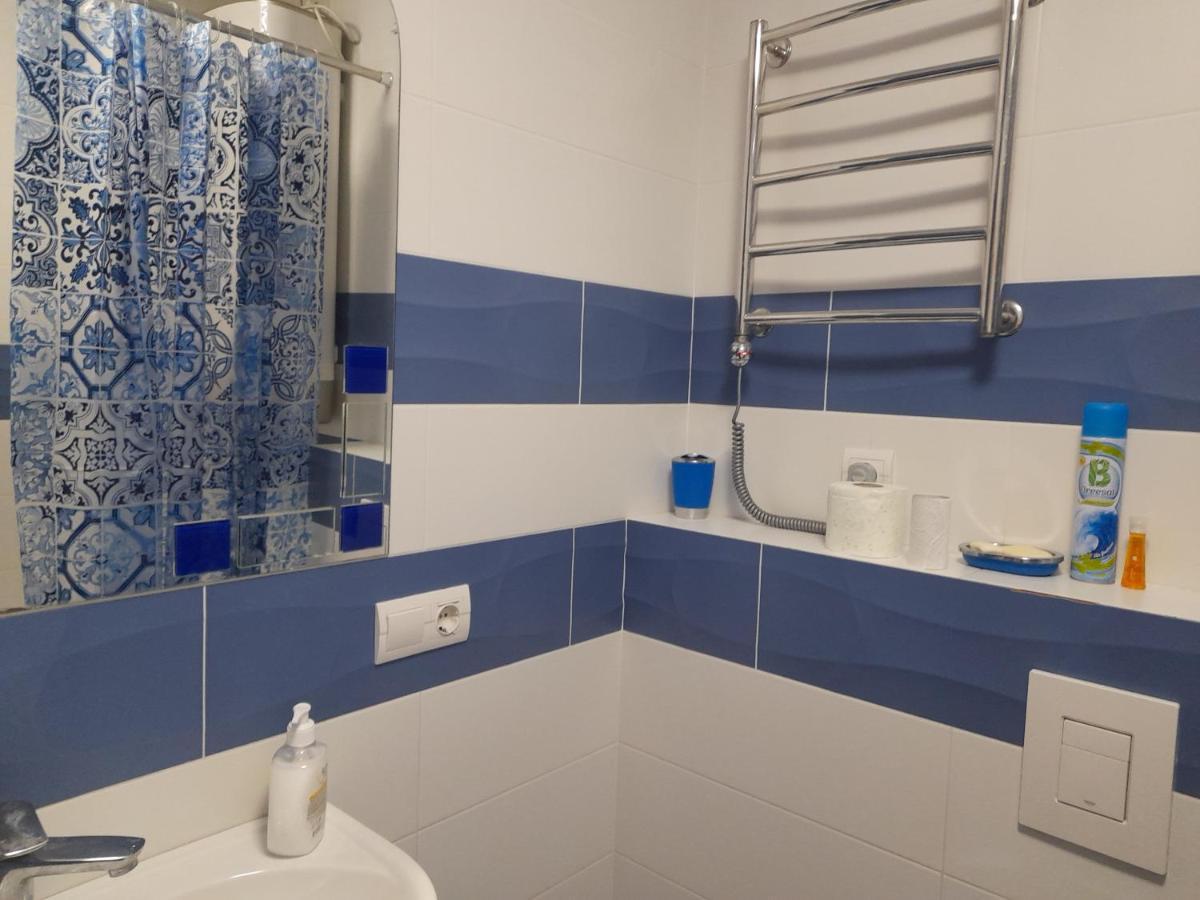 Modern Studio 15 Min To The City Centre Leopoli Esterno foto